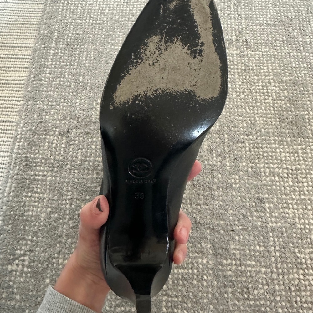 Vintage Chanel Kitten Heels 38 - Picture 2 of 6